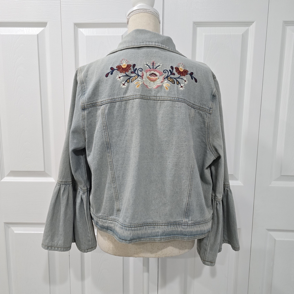 Embroidered Denim Jacket - Picture 3 of 7